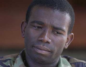 Στην κεφαλή των δυνάμεων ασφαλείας της Αϊτής ο ηγέτης των ανταρτών Γκι Φιλίπ