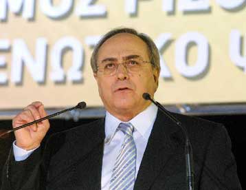 Να καταδικάσουν οι πολίτες την κινδυνολογία και την παροχολογία, προτρέπει ο ΣΥΝ