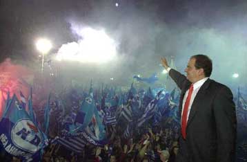 Το ΠΑΣΟΚ θυμήθηκε τους αγρότες μπροστά στην κάλπη, δηλώνει ο Κ.Καραμανλής