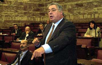 Αγωγή για συκοφαντική δυσφήμιση κατά του εκδότη Γ.Κύρτσου από τον Μ.Έβερτ