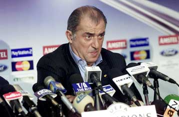 Παρελθόν ο Φατίχ Τερίμ από τον πάγκο της Γαλατασαράι