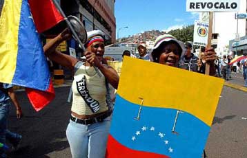 Νέα μαζική διαδήλωση στο Καράκας με ζητούμενο το δημοψήφισμα αποπομπής Τσάβες