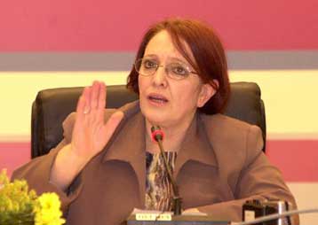 «Μεγαλώνουν οι ευθύνες του ΚΚΕ από αύριο» δηλώνει η Αλέκα Παπαρήγα