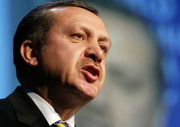 Έτοιμος να συνεργαστεί με τη νέα ελληνική κυβέρνηση, δηλώνει ο Τούρκος πρωθυπουργός