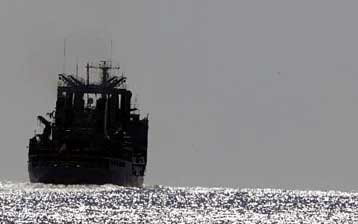 Αγνοείται οχηματαγωγό με 100 επιβάτες στη Μαδαγασκάρη