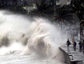 Τουλάχιστον 23 νεκροί και 113 αγνοούμενοι από τον κυκλώνα στη Μαδαγασκάρη