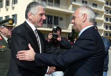 Η Εθνική Αμυνα απαιτεί συναίνεση, η κοινή διαπίστωση των Σπηλιωτόπουλου-Παπαντωνίου