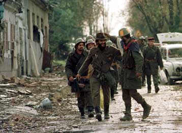 Αθώοι δηλώνουν οι έξι Σέρβοι κατηγορούμενοι για τη σφαγή στο Βούκοβαρ