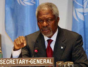 Εμμένει στο χρονοδιάγραμμα για την επίλυση του Κυπριακού ο Κόφι Ανάν