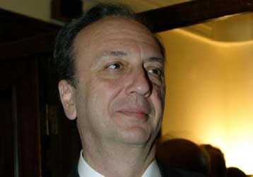 «Θα αντιμετωπιστεί το θέμα με τους απλήρωτους καθηγητές» τονίζει ο Γ.Καλός