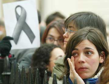 Ασυμφωνία ισπανικής κυβέρνησης και ειδικών για τους δράστες των επιθέσεων στη Μαδρίτη