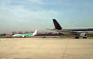 Ακυρος ο συναγερμός για βόμβα στο αεροδρόμιο Τέγκελ του Βερολίνου