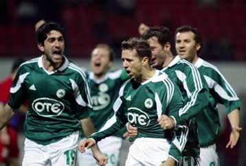 Στην κορυφή μέσω Νέας Σμύρνης ο ΠΑΟ, η ΑΕΚ αποκαθήλωσε τον Ολυμπιακό