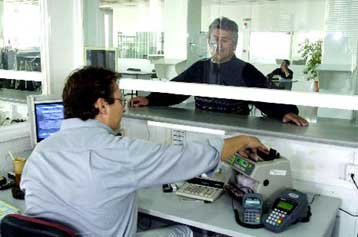 Αρχίζει η υποβολή των φορολογικών δηλώσεων για τις μικρομεσαίες επιχειρήσεις