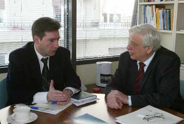 Καίριο ρόλο στη διοικητική μεταρρύθμιση δίνει ο Πρ.Παυλόπουλος στο Συνήγορο του Πολίτη