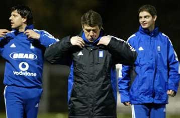 Εννέα «ξενιτεμένοι» στην εθνική για το φιλικό με την Ελβετία