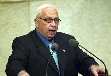 «Φρένο» στις διαπραγματεύσεις βάζει ο Σαρόν – Προχωρά ακάθεκτος στο σχέδιο διαχωρισμού