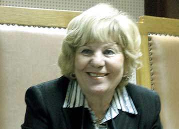 Αποδοκιμάζει η Ελ.Μπρίλλη κάθε αναφορά σε πρόσωπα άσχετα με τη δίκη του ΕΛΑ