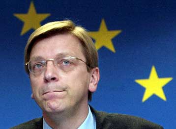 Απρόθυμος να διαδεχτεί τον Ρομάνο Πρόντι δήλωσε Γκι Φέρχοφστατ