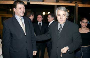 Ο Β. Μητρόπουλος καταγγέλλει στον υφυπουργό την ΕΠΟ για πρόθεση συμβάσεων