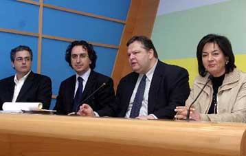 Μικροκομματική πρακτική βλέπει το ΠΑΣΟΚ πίσω από τις κυβερνητικές αιτιάσεις για τα έργα