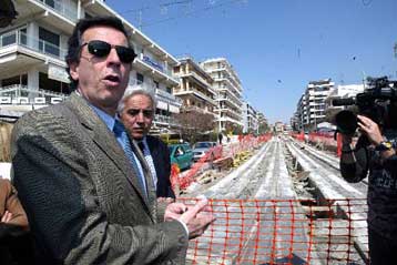 Θα καταβληθεί κάθε δυνατή προσπάθεια για να παραδοθεί το τραμ έγκαιρα, είπε Μ.Λιάπης