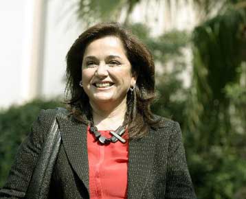 Απαραίτητη η συνεργασία όλων για την επιτυχία των Αγώνων, τόνισε η Ντόρα Μπακογιάννη