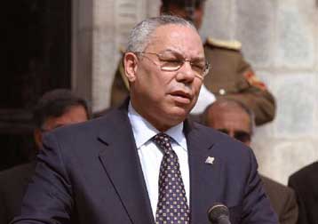 Στο Πακιστάν ο Κόλιν Πάουελ με «ατζέντα» τον πόλεμο κατά τρομοκρατίας και πυρηνικών