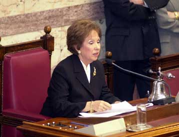 H Αννα Ψαρούδα-Μπενάκη νέα πρόεδρος της Βουλής