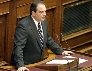 Δεν ζητώ περίοδο χάριτος, τόνισε ο Κ.Καραμανλής στις προγραμματικές του δηλώσεις