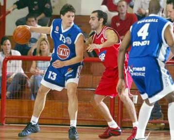 Πέρασε από την Κρήτη το Μαρούσι, νίκη οκτάδας για Ολυμπιακό και Πανιώνιο