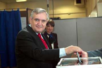 Απώλεια δυνάμεων για την κεντροδεξιά κυβέρνηση στις περιφερειακές εκλογές της Γαλλίας