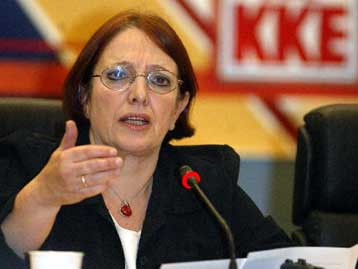 Απορρίπτουμε ριζικά την Ευρώπη της ΕΕ, δηλώνει η Αλέκα Παπαρήγα