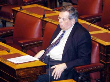 Ανεπαρκείς κατά τον Στ.Μάνο οι προγραμματικές δηλώσεις σε κρίσιμους τομείς