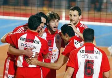 Ο Ολυμπιακός 3-1 τον ΠΑΟ, η πρώτη νίκη του στους τελικούς