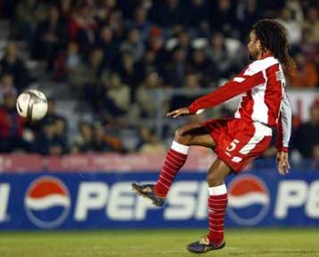 Φιλικά θα σπάσουν την αγωνιστική απραξία στον Ολυμπιακό