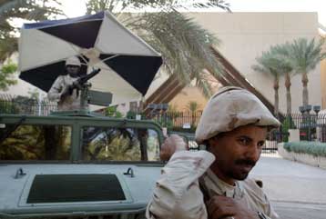 «Συγκεκριμένη απειλή» οδηγεί σε προσωρινό κλείσιμο της πρεσβείας των ΗΠΑ στα Εμιράτα