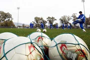 Με πολύ καλή απόδοση, η εθνική νέων απέσπασε «λευκή» ισοπαλία στην Πορτογαλία
