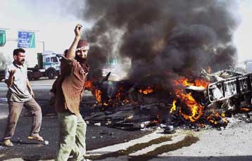 Δέκα νεκροί σε νέες συγκρούσεις Αμερικανών στρατιωτών με Ιρακινούς στη Φαλούτζα