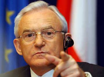 Χωρίς κοινοβουλευτική πλειοψηφία η πολωνική κυβέρνηση μετά την παραίτηση 20 βουλευτών