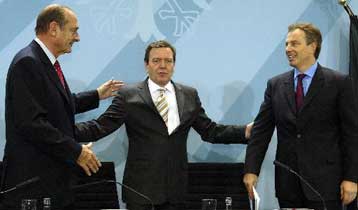 Μετά το Βερολίνο, ραντεβού στο Λονδίνο δίνουν τώρα Σιράκ, Σρέντερ και Μπλερ