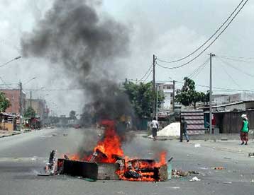 Πάνω από 160 οπαδοί της αντιπολίτευσης νεκροί στην Ακτή του Ελεφαντοστού