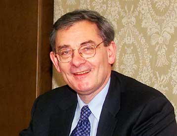 Ο νυν πρόεδρος της EBRD διαδέχεται πιθανότατα τον Χορστ Κέλερ στο ΔΝΤ