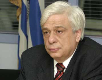 Μονιμοποιήσεις συμβασιούχων χωρίς τη μοριοδότηση εξετάζει το υπουργείο Εσωτερικών