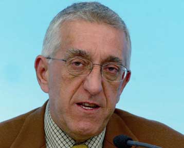 Πέντε αλλαγές στη συνταγογράφηση φαρμάκων ετοιμάζει το υπουργείο Υγείας