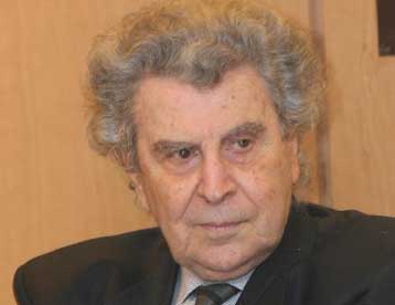 Έντονη αντίδραση Μ.Θεοδωράκη στις δηλώσεις του πρύτανη του Πανεπιστημίου της Πόλης