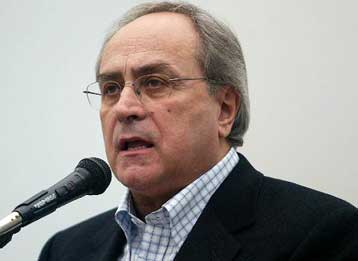 Πρόσωπο πέραν του ΣΥΝ στην πρώτη θέση του ευρωψηφοδελτίου του κόμματος