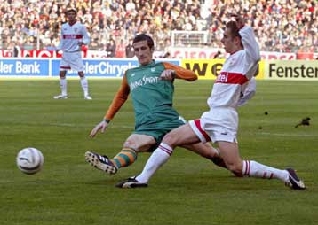 Χόρτασαν γκολ στην Στουτγκάρδη, όπου ένας αμυντικός έβαλε τα γυαλιά στους επιθετικούς