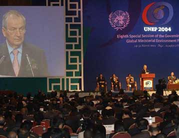 Η βλάστηση στη Γη πυκνώνει, αλλά οι ωκεανοί ασφυκτιούν, προειδοποιεί ο ΟΗΕ