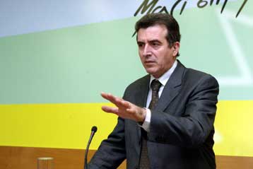 Το φθινόπωρο θα πραγματοποιηθεί το συνέδριο του ΠΑΣΟΚ, επανέλαβε ο Μ.Χρυσοχοΐδης